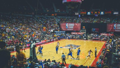 欧冠决赛上演惊天逆转，曼城加时赛力克拜仁首夺大耳朵杯